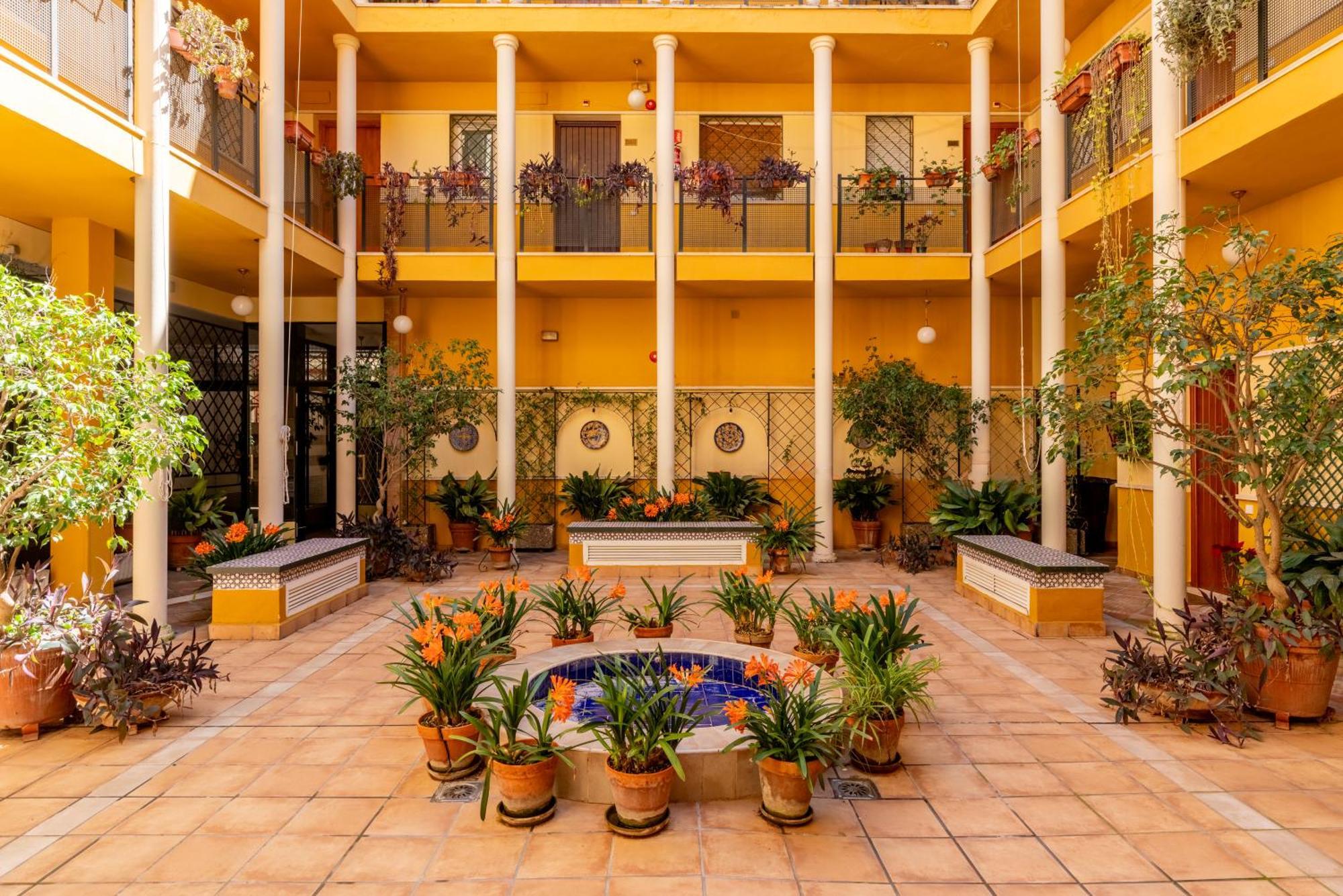 San Vicente-Museo Apartamento Севілья Екстер'єр фото
